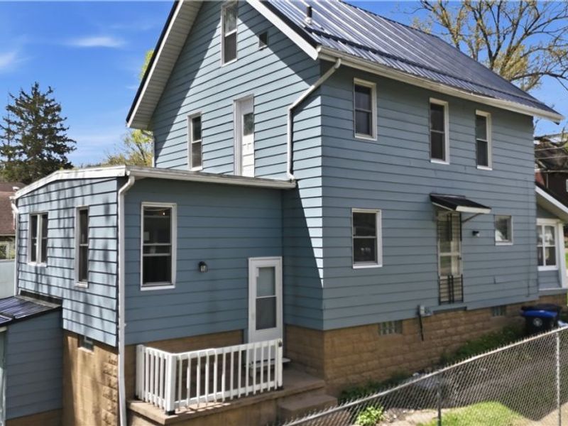 1111 East Avenue, Akron, OH 44307 Photo 2