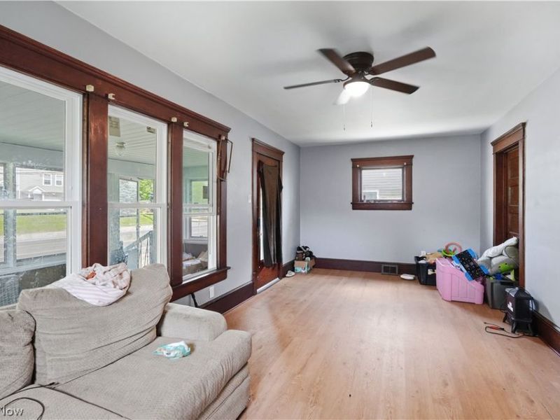 1111 East Avenue, Akron, OH 44307 Photo 5