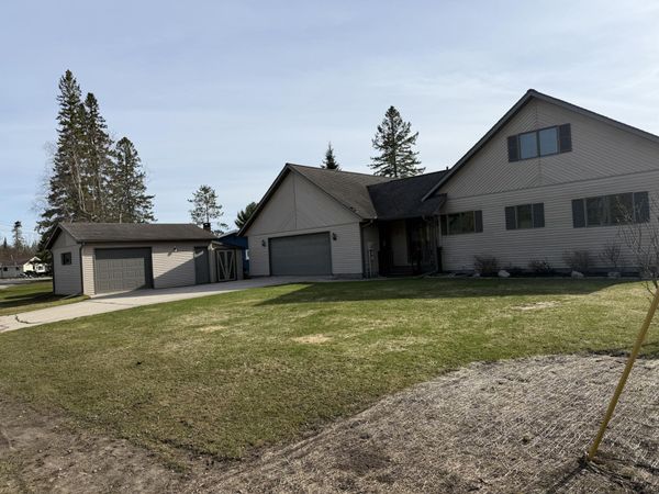 7498 N Millecoquin Lake RD, Engadine, MI 49827