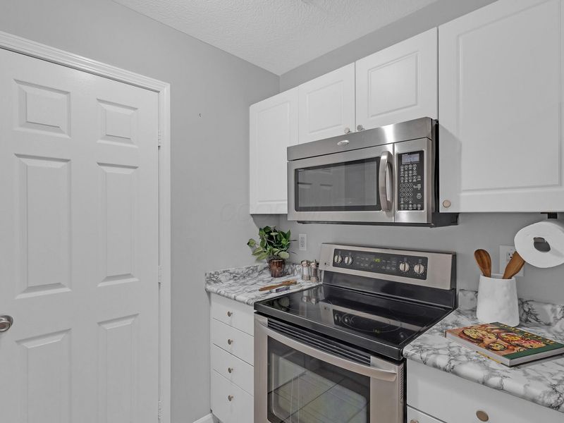 7019 Monarchos Drive , Unit 12, New Albany, OH 43054 Photo 11