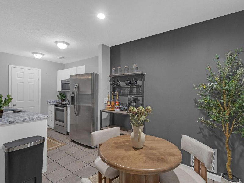 7019 Monarchos Drive , Unit 12, New Albany, OH 43054 Photo 6