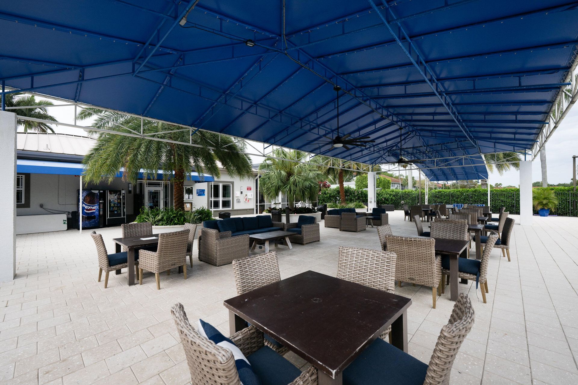 9572 N Crescent View Dr Drive N, Boynton Beach, FL 33437 Photo