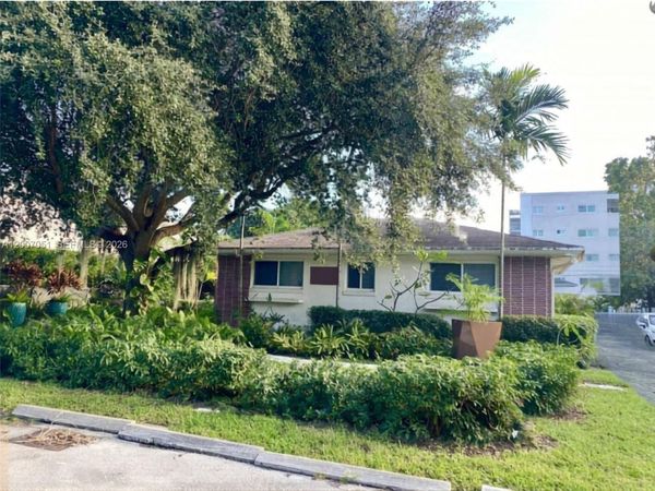 812 NE 90 , Unit 3, Miami Shores, FL 33138
