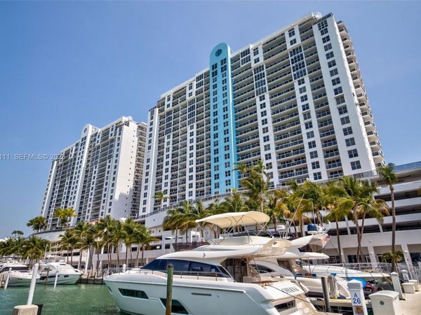 1800 Sunset Harbour Dr , Unit 2105, Miami Beach, FL 33139