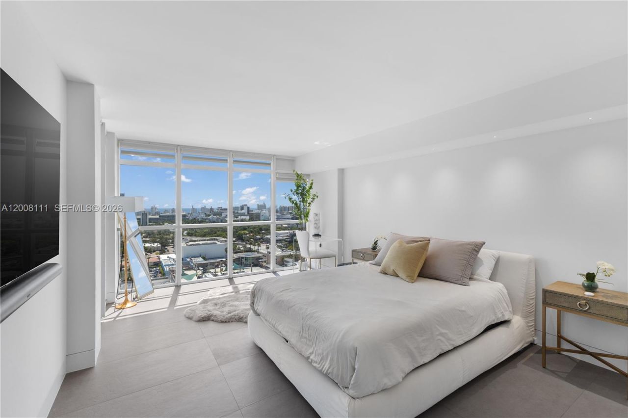 1800 Sunset Harbour Dr , Unit 2105, Miami Beach, FL 33139 Photo