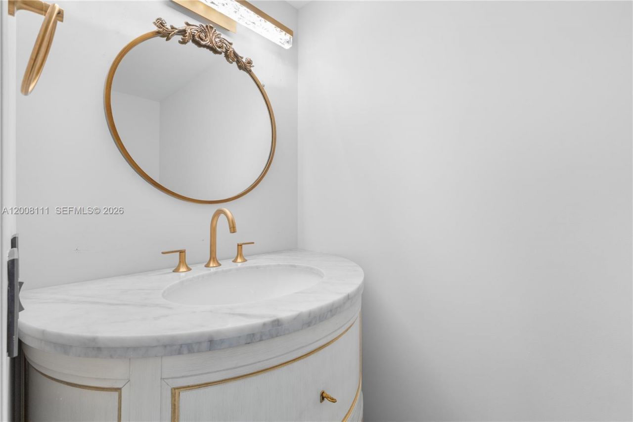 1800 Sunset Harbour Dr , Unit 2105, Miami Beach, FL 33139 Photo