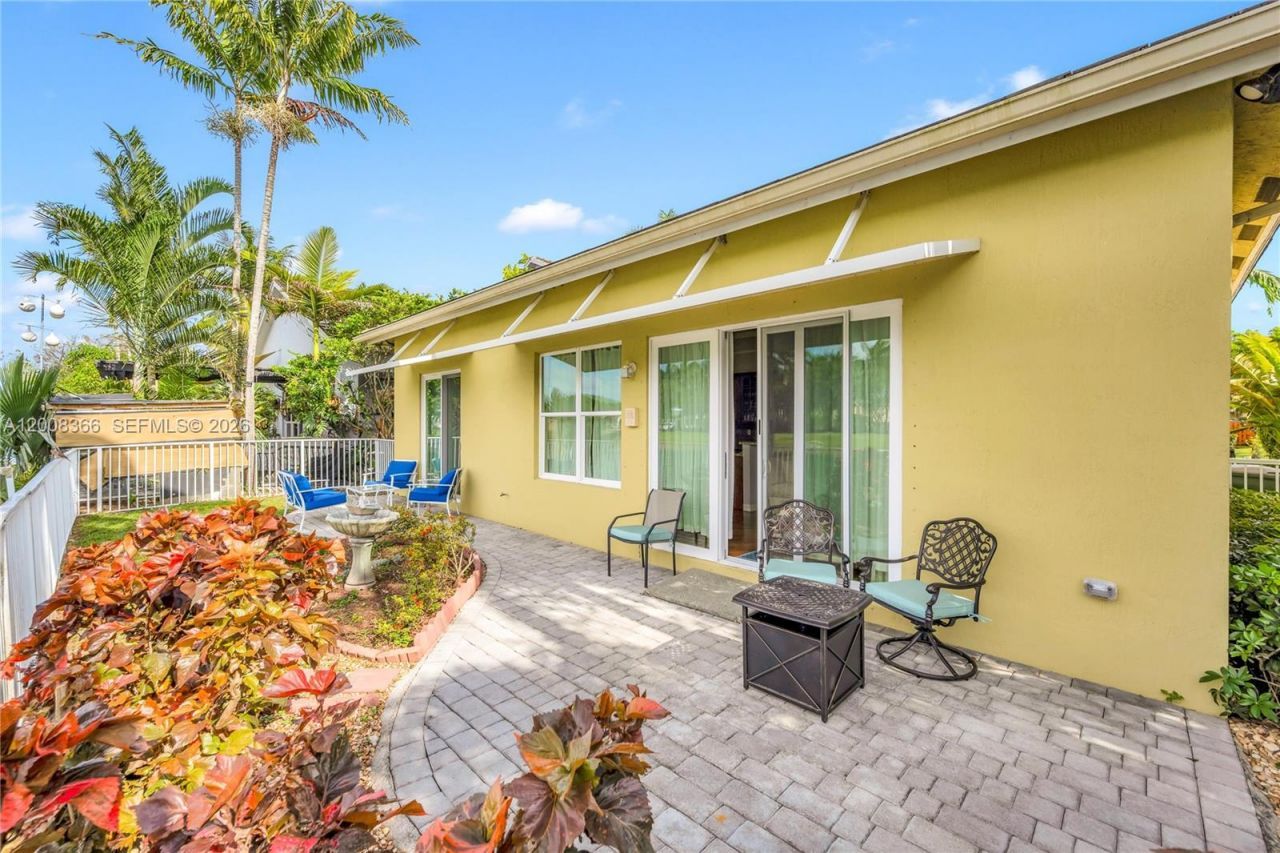 3465 NE 2nd St, Homestead, FL 33033 Photo