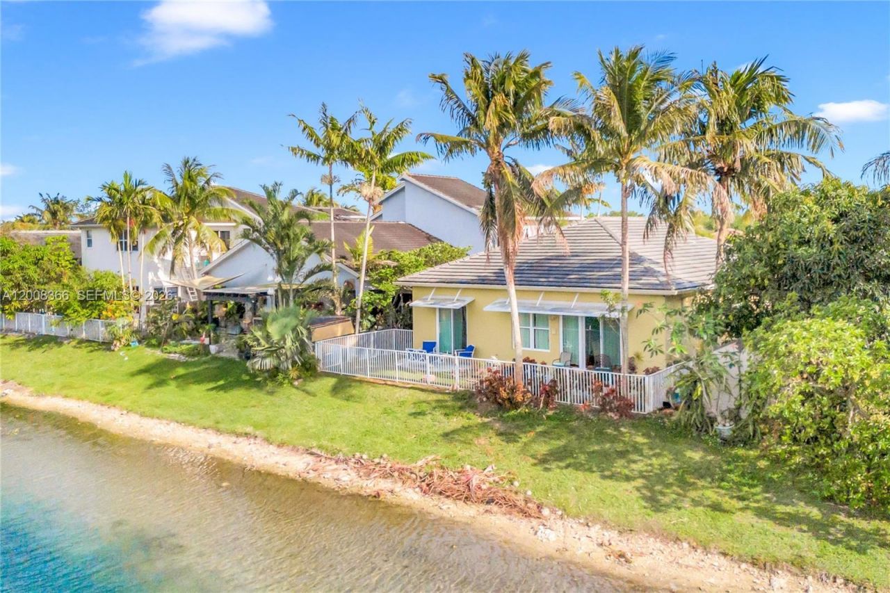 3465 NE 2nd St, Homestead, FL 33033 Photo