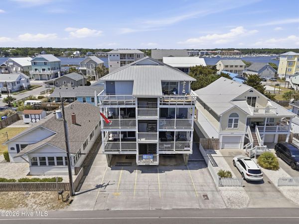 1305 Carolina Beach Avenue N, Unit Apt 1a, Carolina Beach, NC 28428