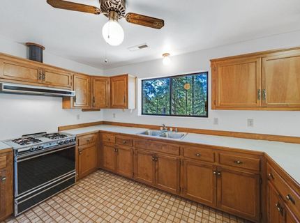 6721 Ridgeway Dr, Pollock Pines, CA 95726 Photo