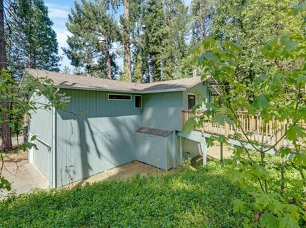 6721 Ridgeway Dr, Pollock Pines, CA 95726 Photo