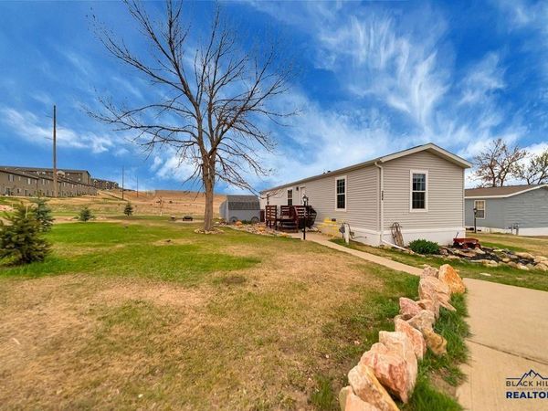 1702 E HWY 44, Rapid City, SD 57701