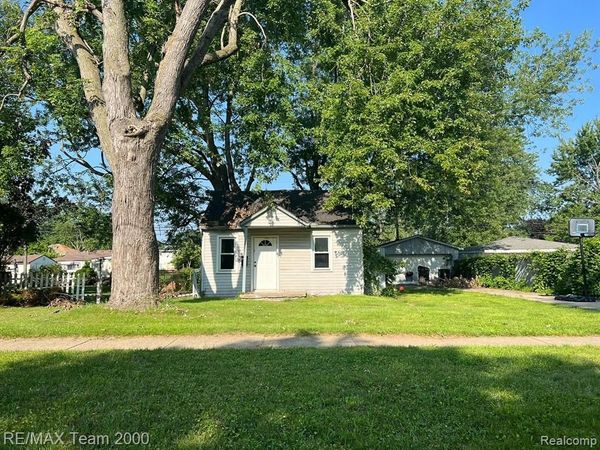 5970 John Daly Street , Taylor, MI 48180