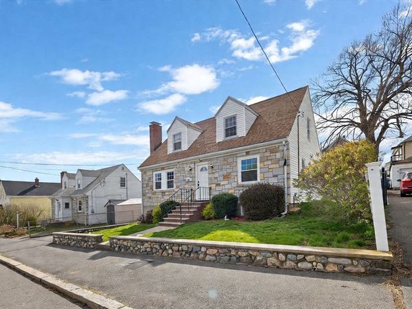 36 Irving St, Revere, MA 02151