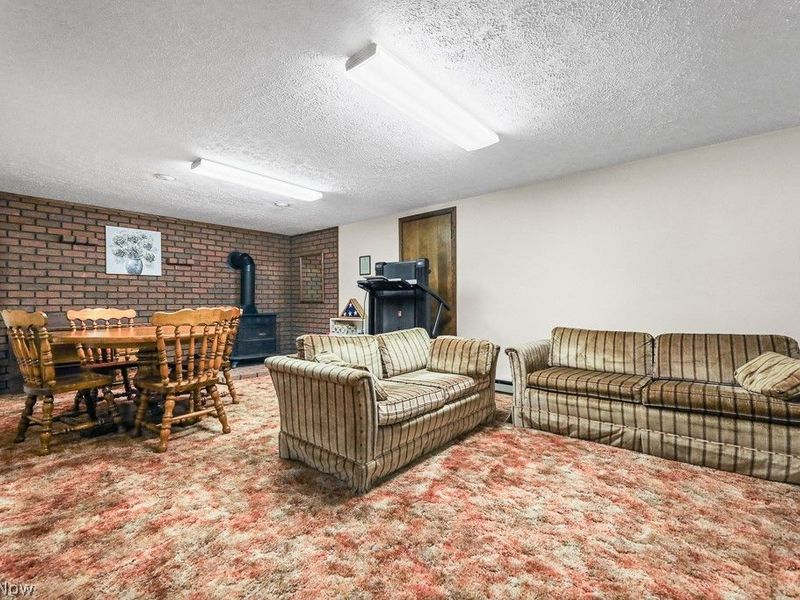 14281 Wade Drive NE, Hartville, OH 44632 Photo 27