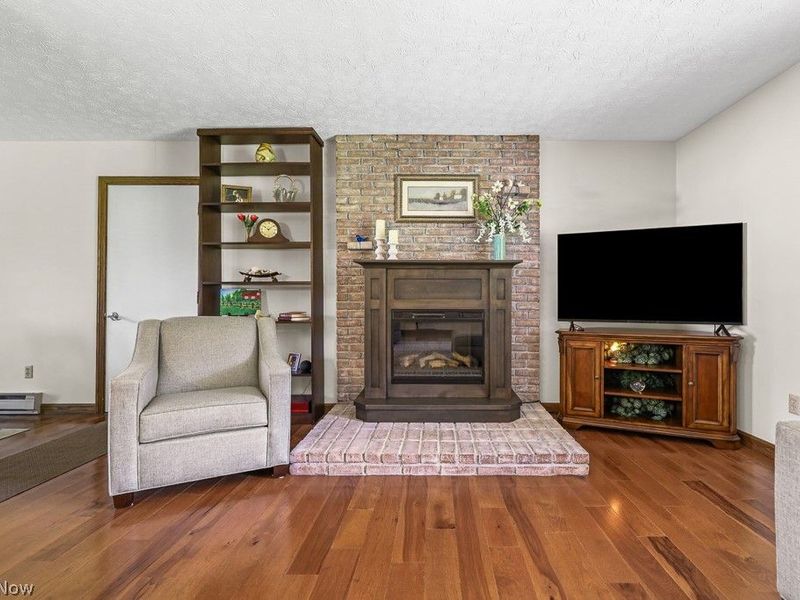 14281 Wade Drive NE, Hartville, OH 44632 Photo 7