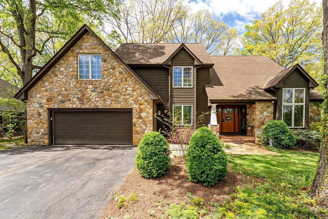 1235 CUMBERLAND DR primary photo