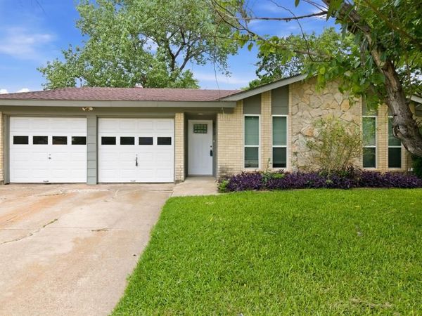 5913 Cathy Court, Watauga, TX 76148