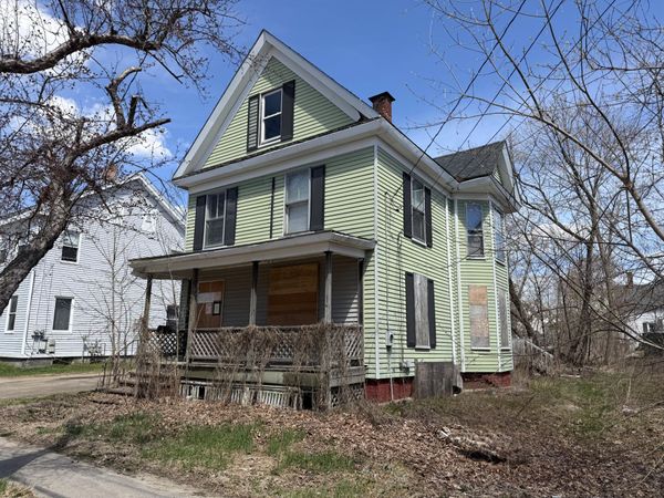 299 Essex Street, Bangor, ME 04401