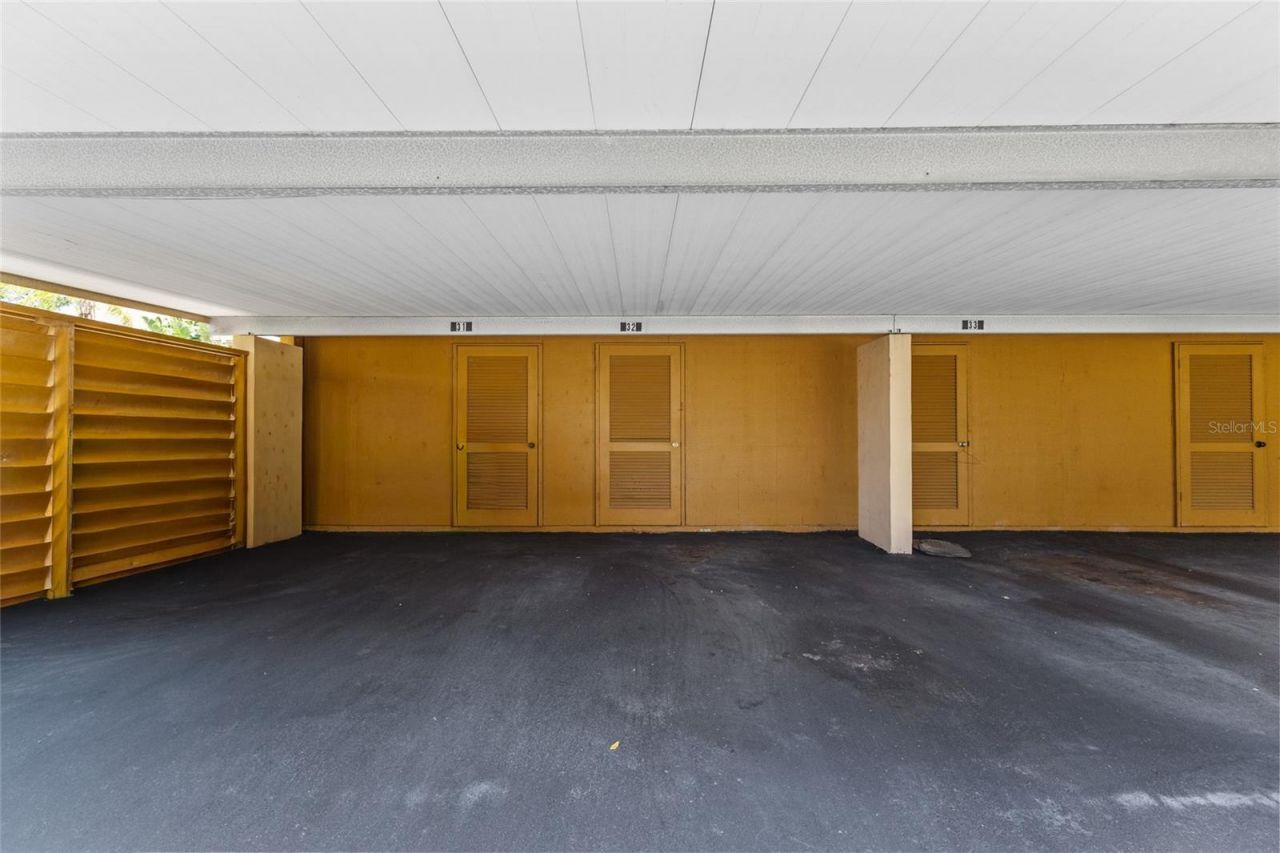 3033 Willow Green, Unit 10, Sarasota, FL 34235 Photo