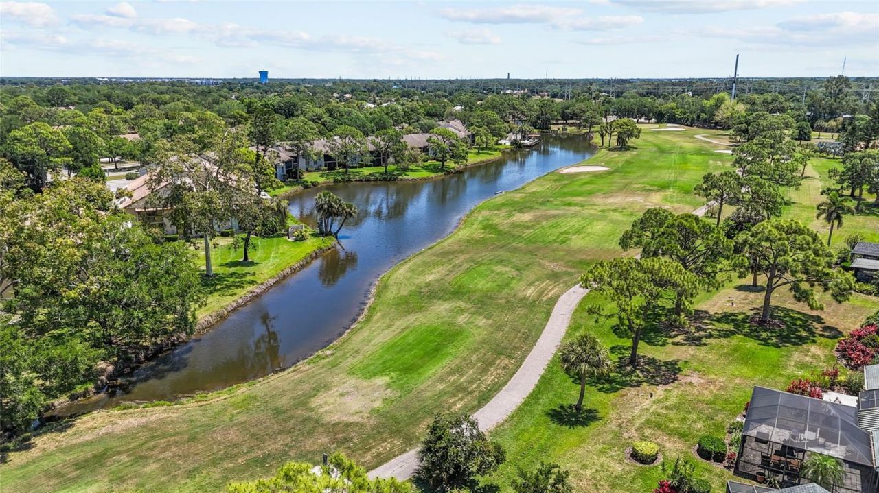 3033 Willow Green, Unit 10, Sarasota, FL 34235 Photo
