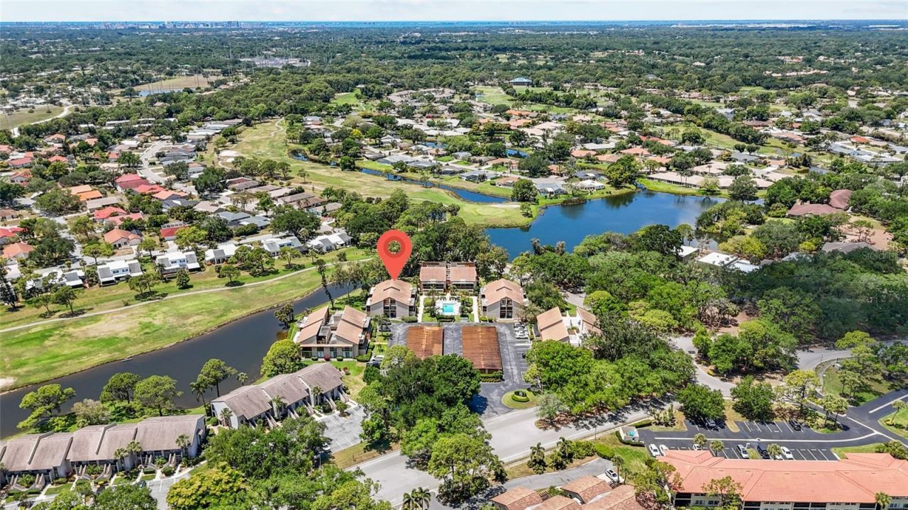 3033 Willow Green, Unit 10, Sarasota, FL 34235 Photo