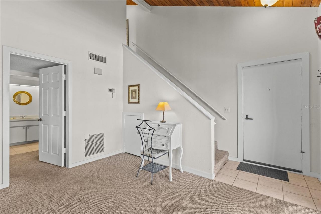 3033 Willow Green, Unit 10, Sarasota, FL 34235 Photo