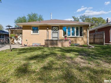 2310 S 58th Street , Lincoln, NE 68506