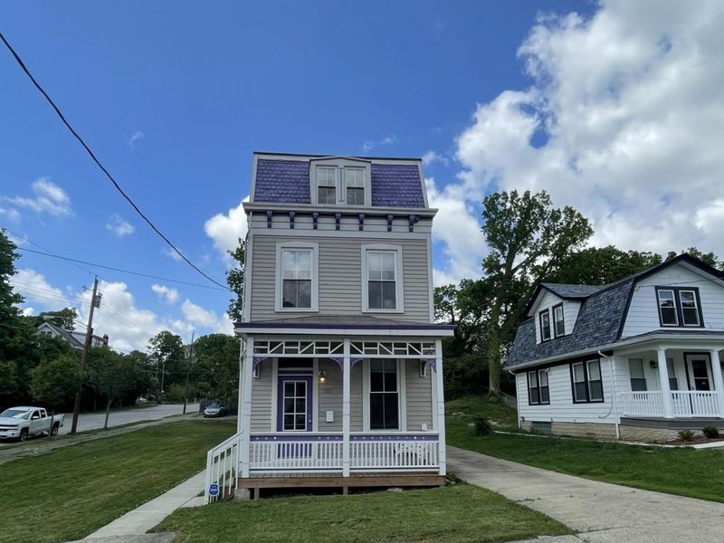 603 Hawthorne Avenue, Cincinnati, OH 45205 Photo 3