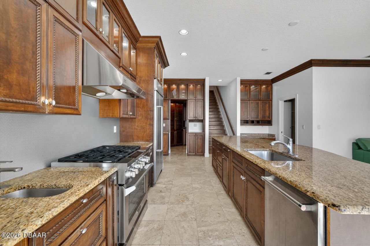 70 Riverside Drive, Ormond Beach, FL 32176 Photo