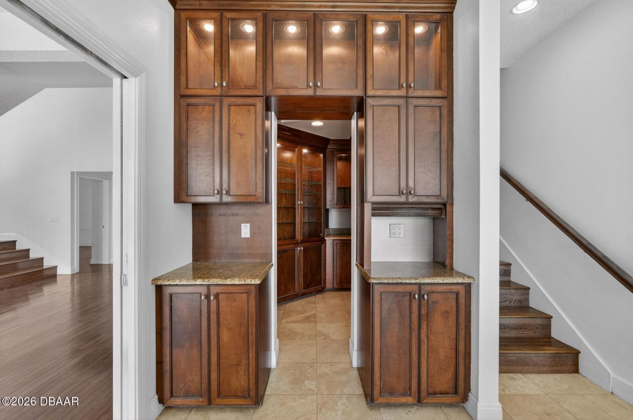 70 Riverside Drive, Ormond Beach, FL 32176 Photo