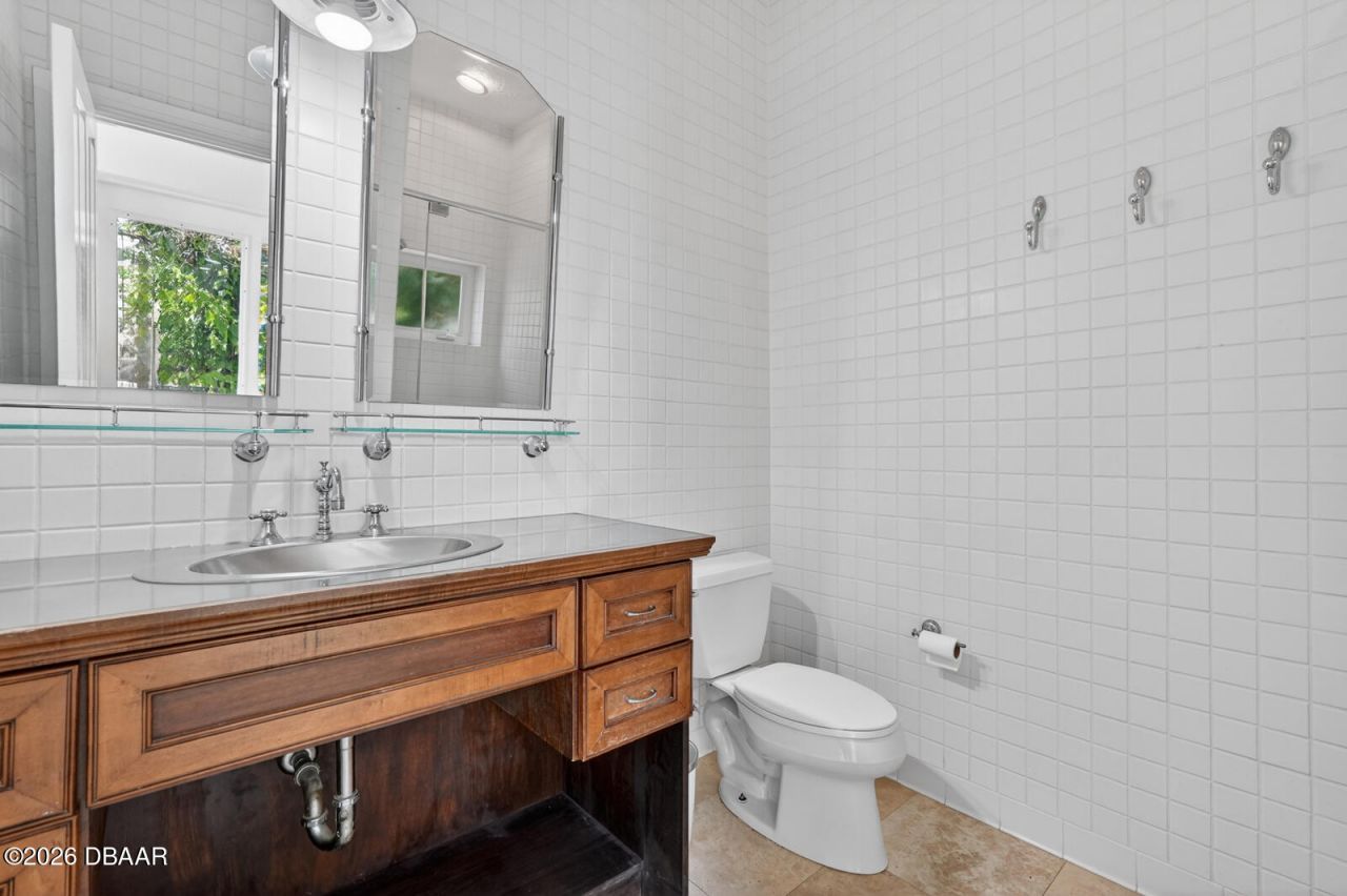 70 Riverside Drive, Ormond Beach, FL 32176 Photo