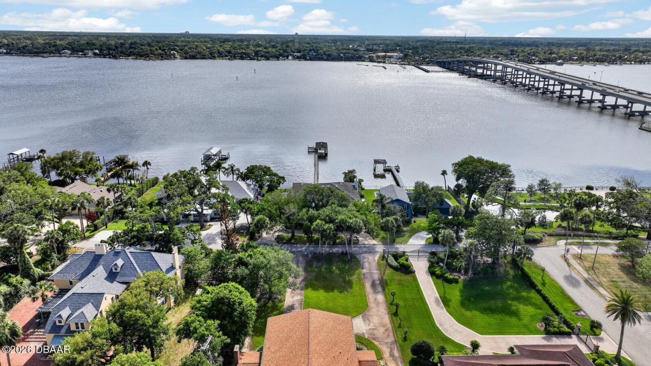 70 Riverside Drive, Ormond Beach, FL 32176 Photo