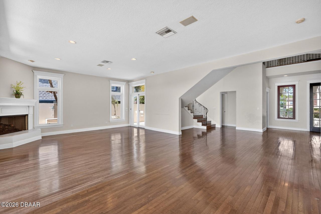 70 Riverside Drive, Ormond Beach, FL 32176 Photo