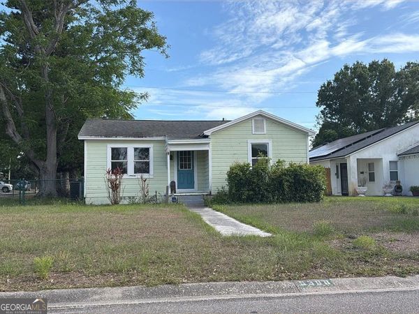 5300 39th Avenue N, Saint Petersburg, FL 33709