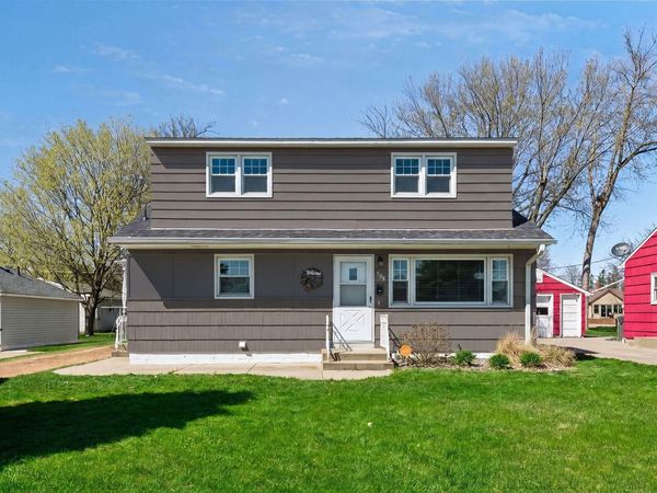 508 E 2nd Street, Waconia, MN 55387