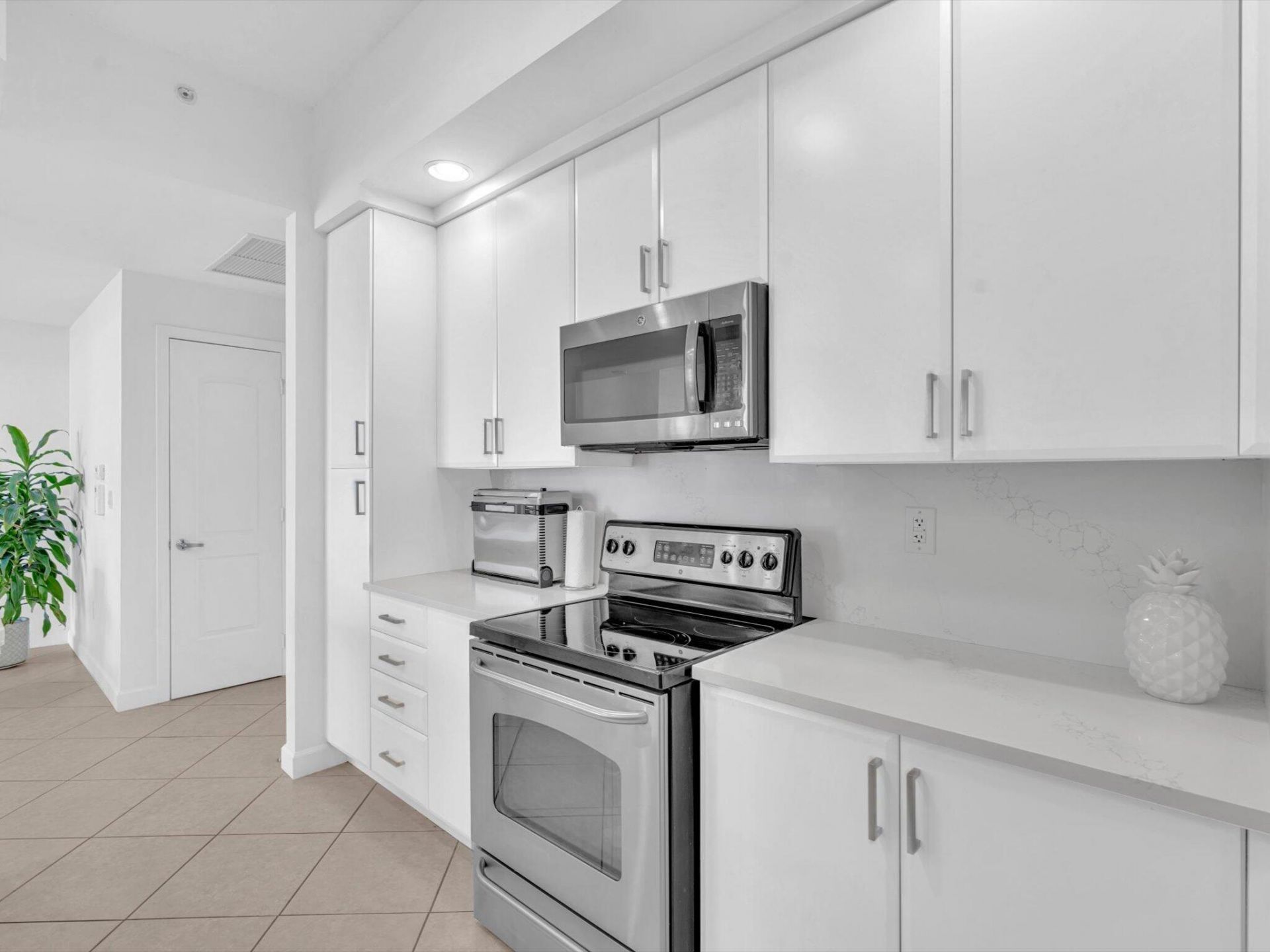801 S Olive Avenue, Unit 1521, West Palm Beach, FL 33401 Photo