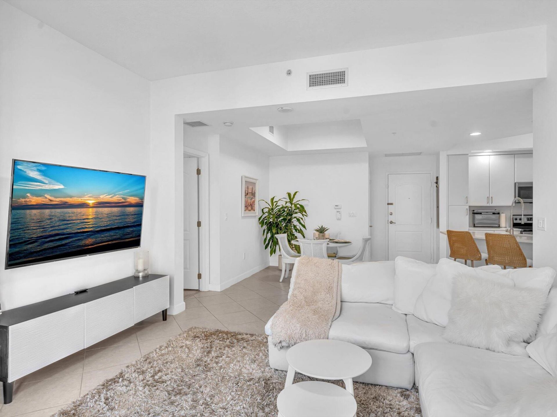801 S Olive Avenue, Unit 1521, West Palm Beach, FL 33401 Photo