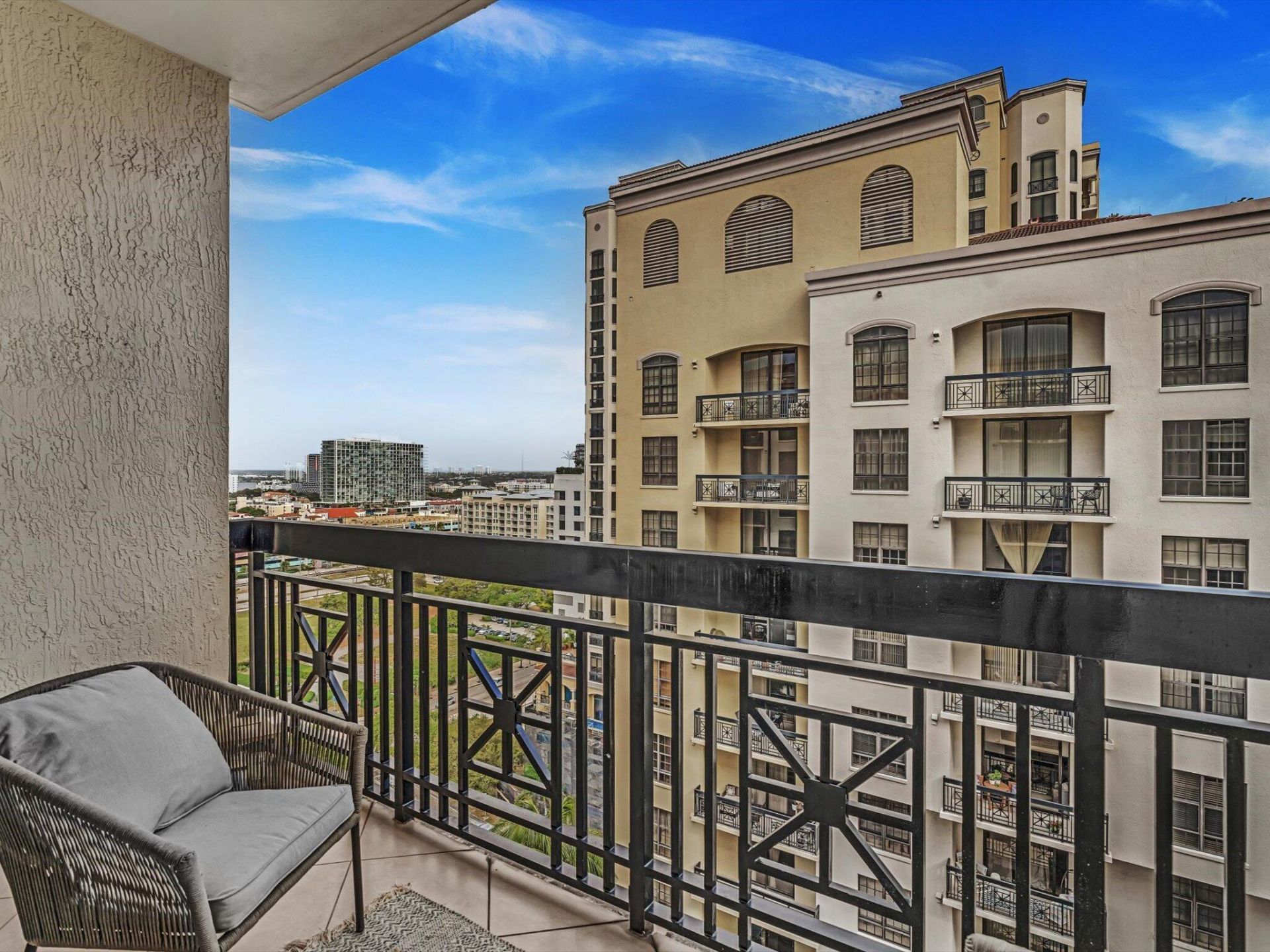 801 S Olive Avenue, Unit 1521, West Palm Beach, FL 33401 Photo