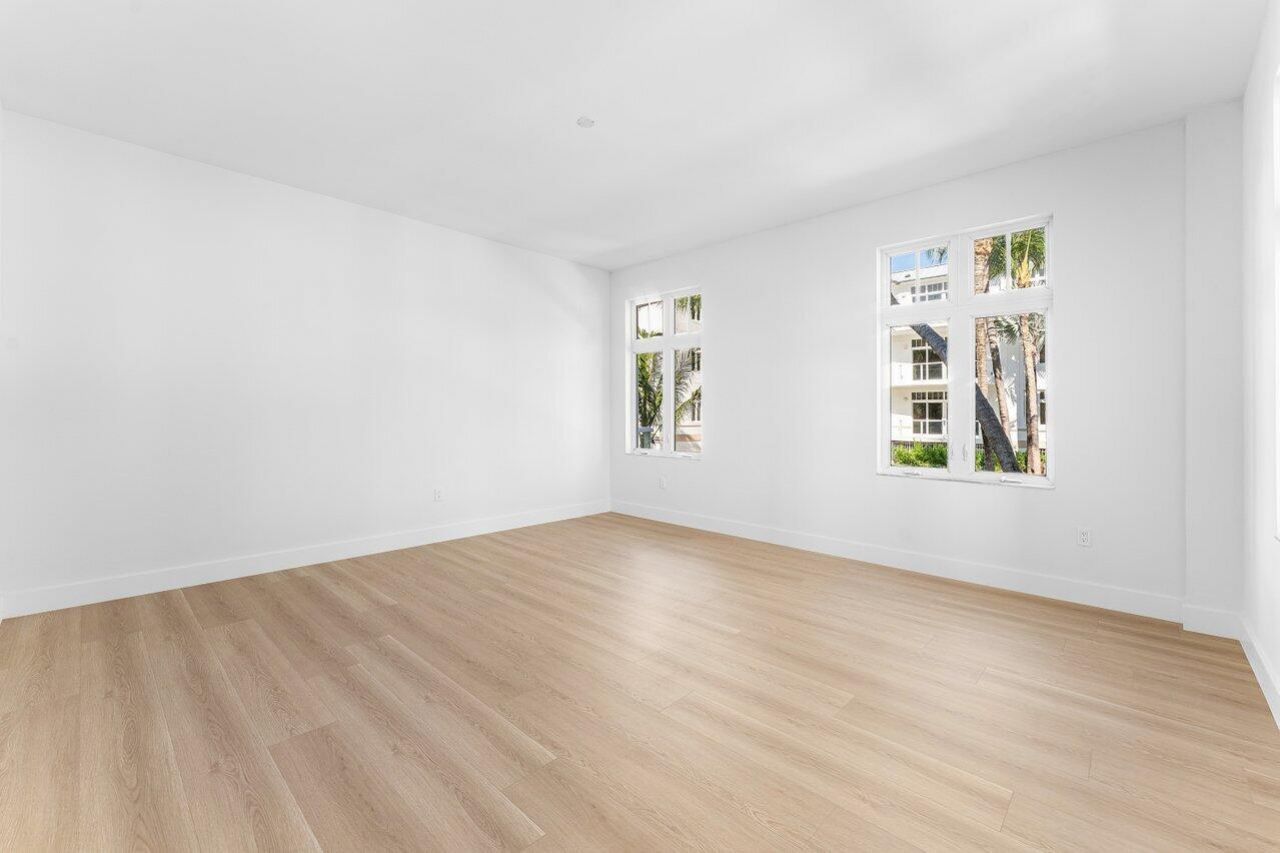 182 Lake Drive, Unit 5-101, Palm Beach Shores, FL 33404 Photo