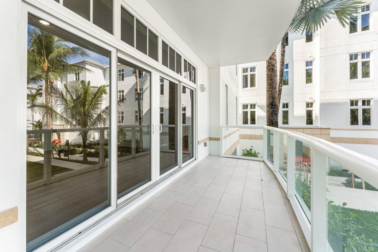 182 Lake Drive, Unit 5-101, Palm Beach Shores, FL 33404 Photo