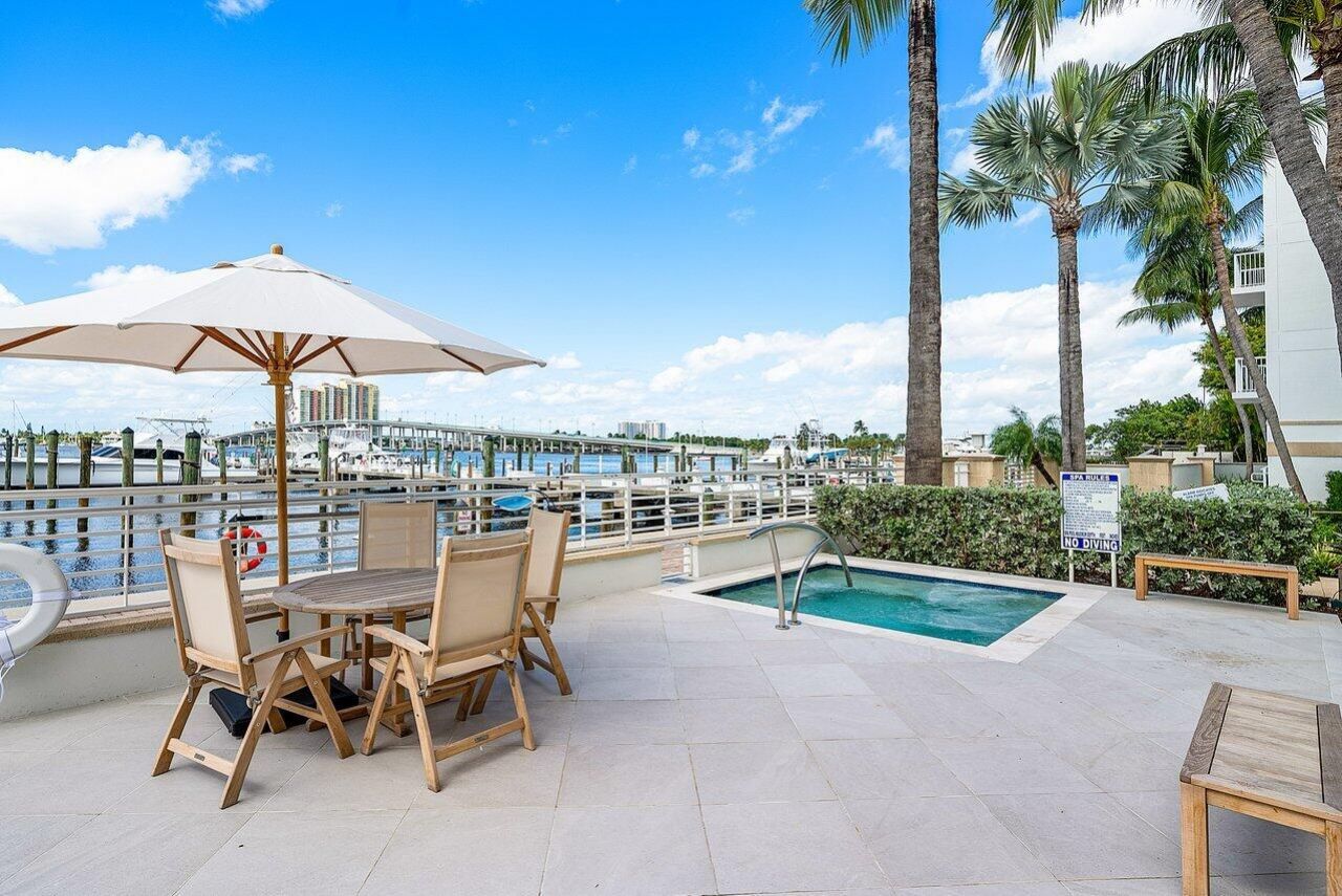 182 Lake Drive, Unit 5-101, Palm Beach Shores, FL 33404 Photo