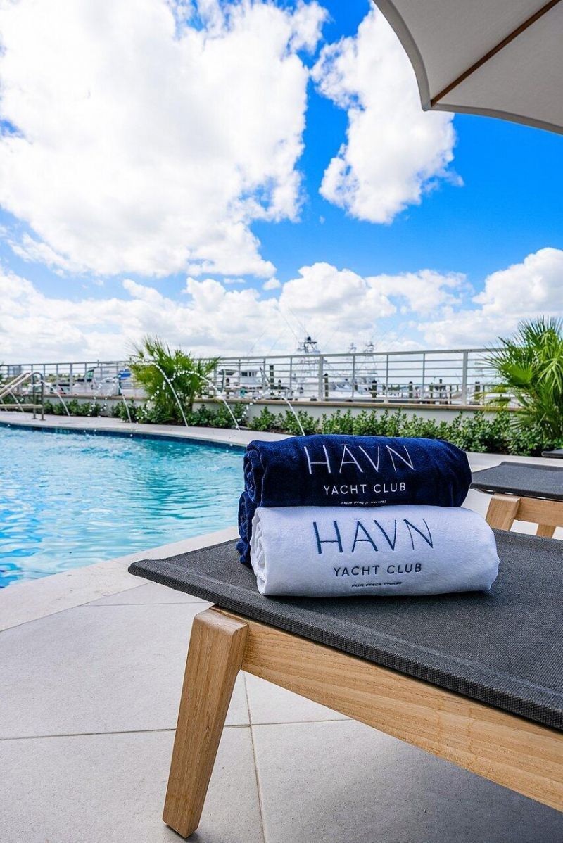 182 Lake Drive, Unit 5-101, Palm Beach Shores, FL 33404 Photo