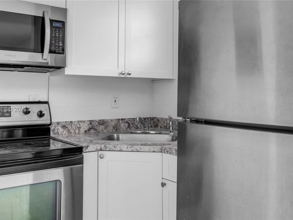 6950 NW 8th Ave, Unit 3, Miami, FL 33150