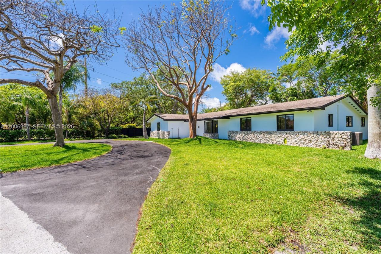 17737 SW 86th Ave , Palmetto Bay, FL 33157 Photo