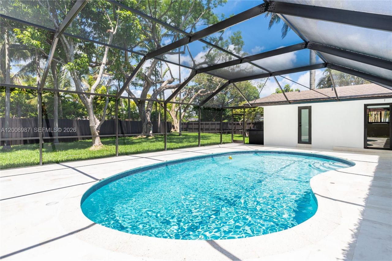 17737 SW 86th Ave , Palmetto Bay, FL 33157 Photo