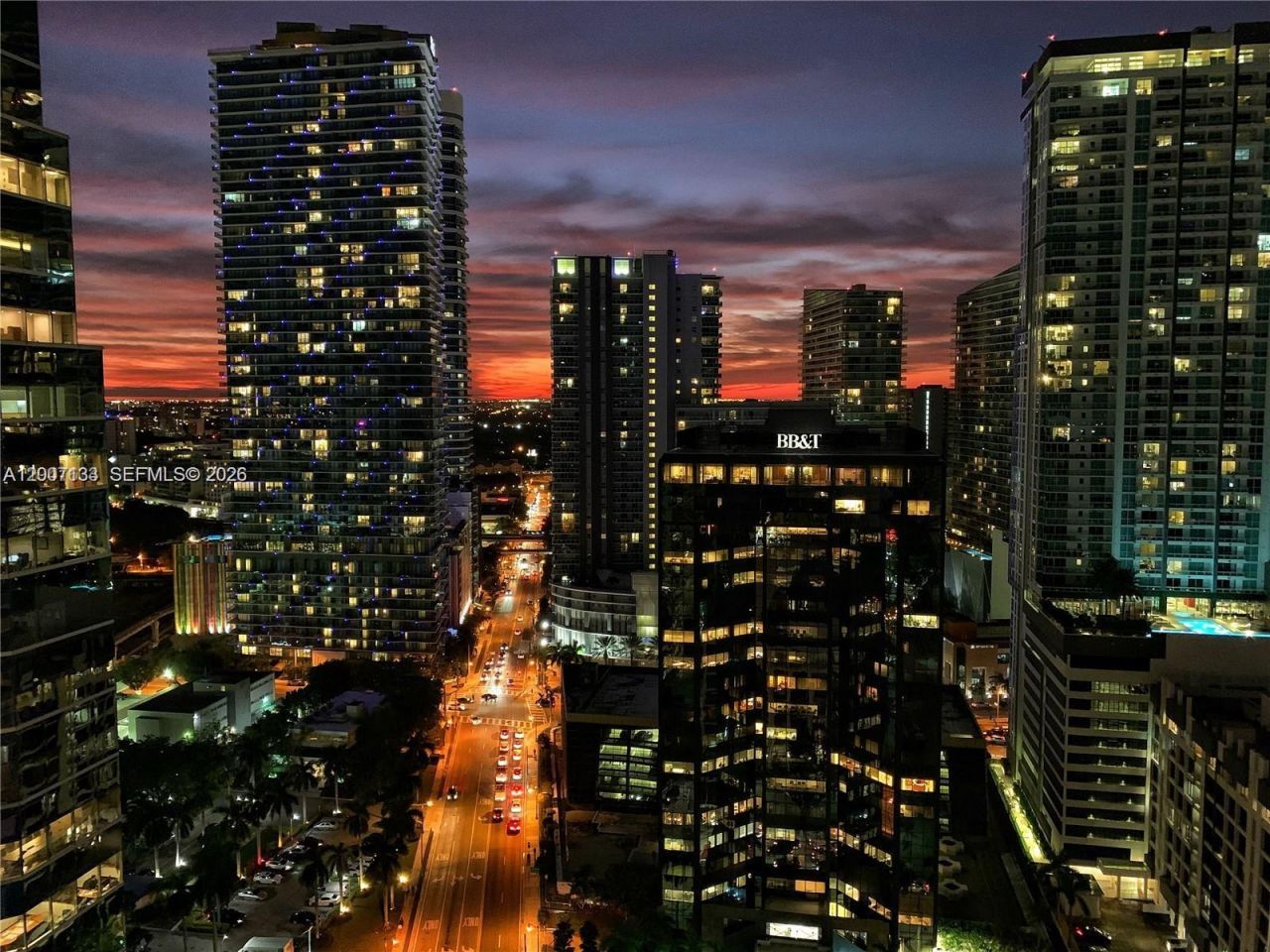 1200 Brickell Bay Dr, Unit 1907, Miami, FL 33131 Photo