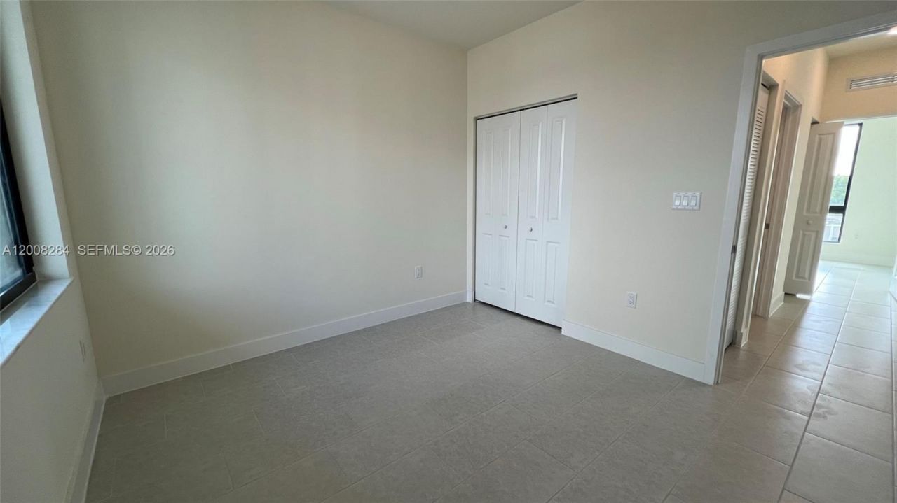 8167 NW 41st St , Unit E-307, Doral, FL 33166 Photo