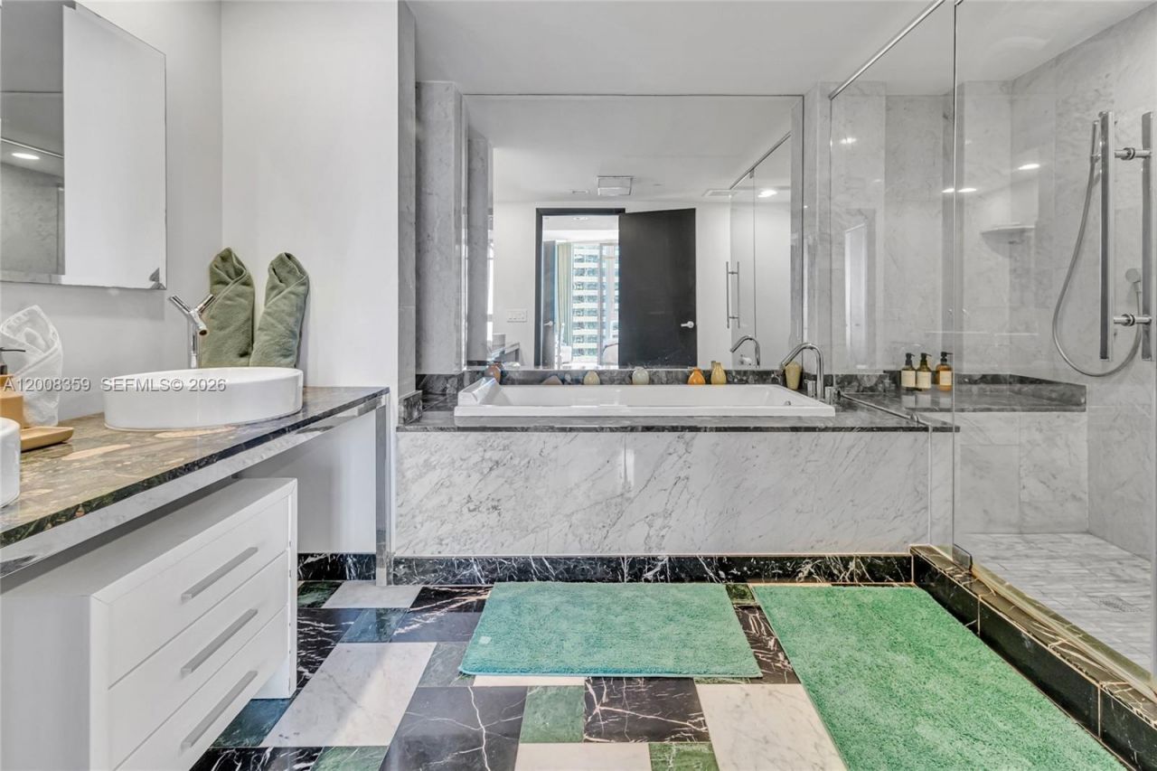 485 Brickell Ave, Unit 2508, Miami, FL 33131 Photo
