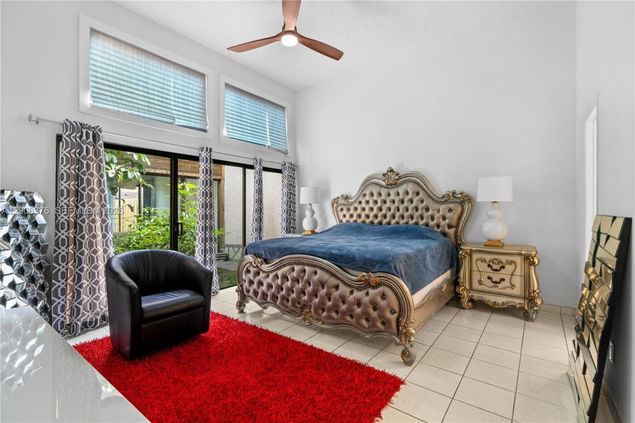 2679 S Parkview Dr , Hallandale Beach, FL 33009 Photo